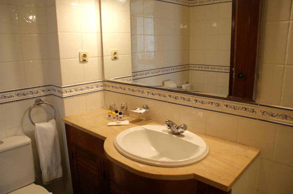 Hotel O Novo Principe Almeirim Zimmer foto